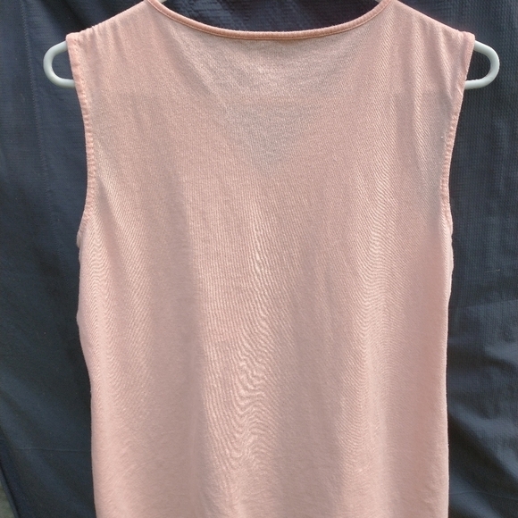Women's ana peach tank top. Size XL. - Picture 2 of 3